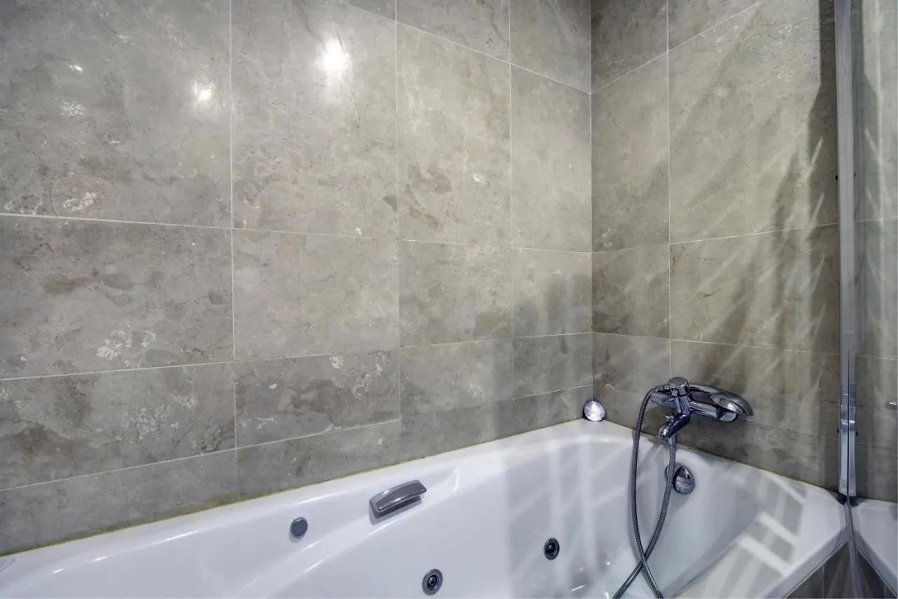 Apartamento 409 Marina Real Puerto De La Duquesa Playa Manilva Appartement
